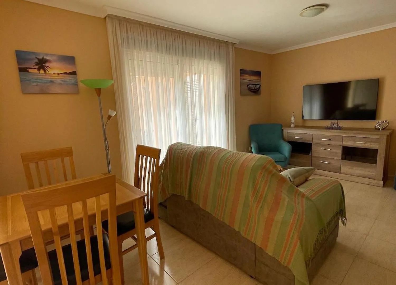 Casa Tranquila Bahia De Vera Naturista 아파트